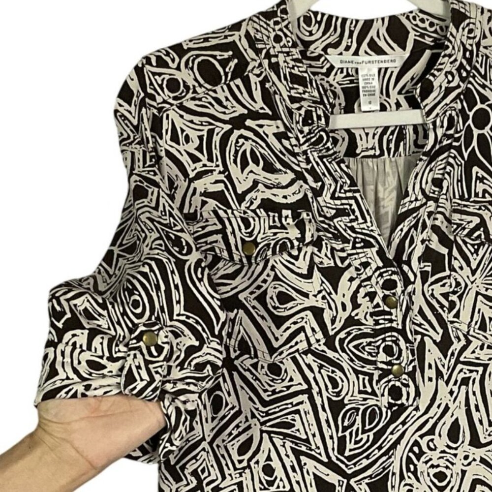 Diane von Furstenberg brown and white printed 3/4 sleeve silk shift dress, sz 10 - Picture 5 of 11